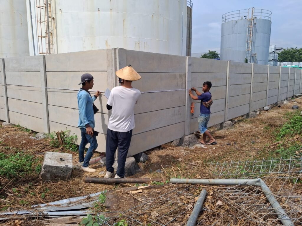 pagar panel beton Semarang - Atlas Konstruksi Nusantara