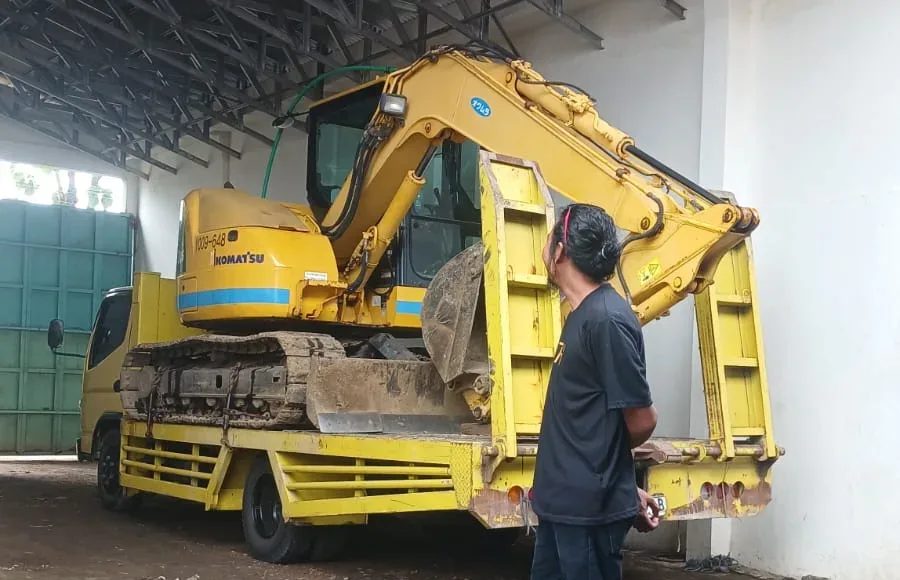 Sewa Excavator Per Jam Kendal